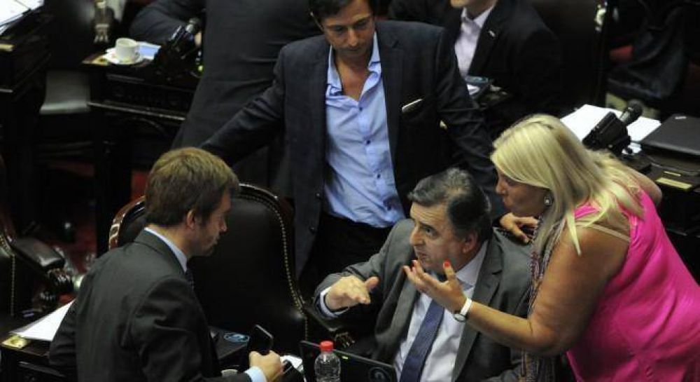 El Gobierno empieza la campa�a en el Congreso con leyes sobre inseguridad y corrupci�n