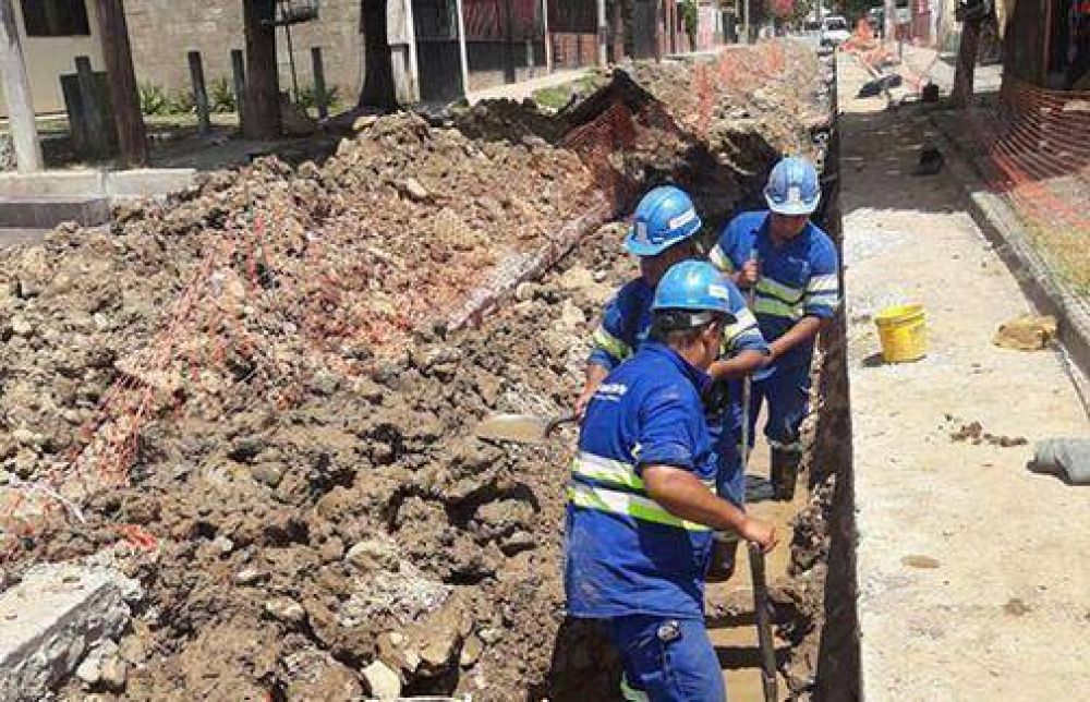 Agua Potable realiz� una importante obra de recambio de redes y conexiones en San Antonio