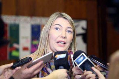 La gobernadora Rosana Bertone viaja a los Estados Unidos con �una expectativa positiva�
