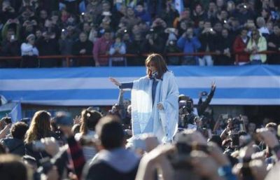 El Gobierno minimiz� el despliegue y lo vincul� con el pasado