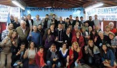 Alicia Galioti se sum� a los consejeros escolares que dieron el apoyo a Cristina Fern�ndez