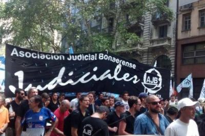 En busca de aumento salarial, judiciales bonaerenses comienzan paro por 48 horas