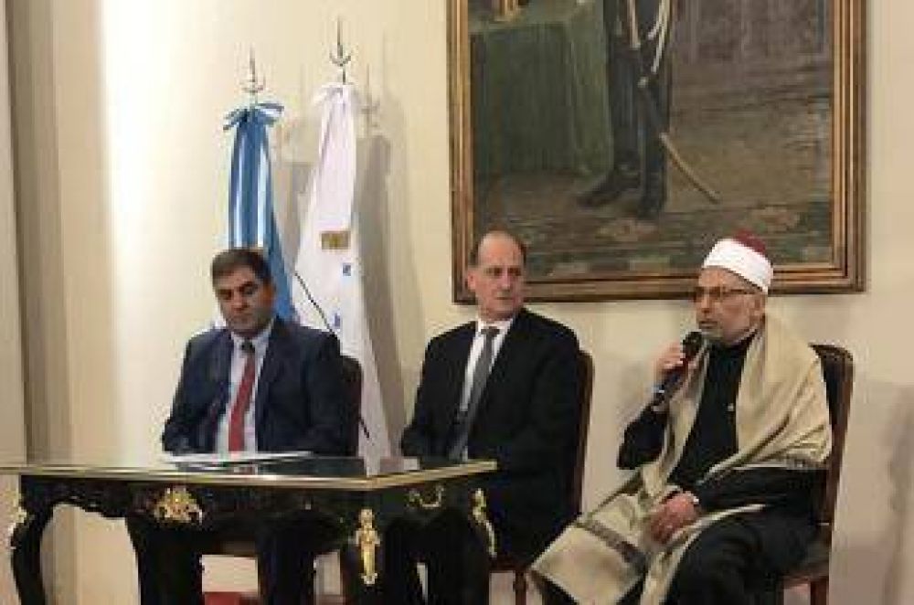 Fuerte seal de la comunidad Islmica hacia la convivencia pacfica de las religiones en Argentina