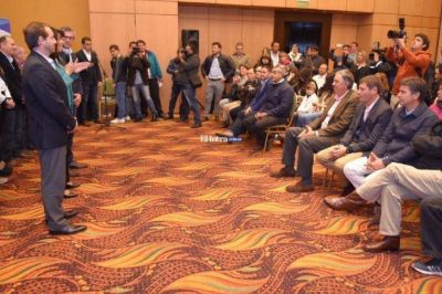 �Desarrollo y Trabajo� es un espacio �distinto� que apunta a seguir transformando la provincia