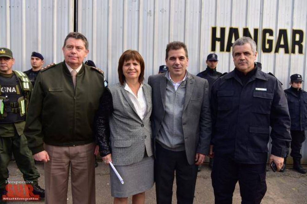 Ritondo y Bullrich presentaron resultados de operativos en La Salada