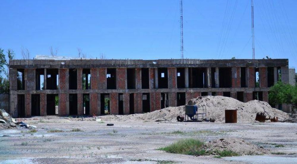 Hay m�s plata de la Naci�n para licitar la Escuela de M�sica