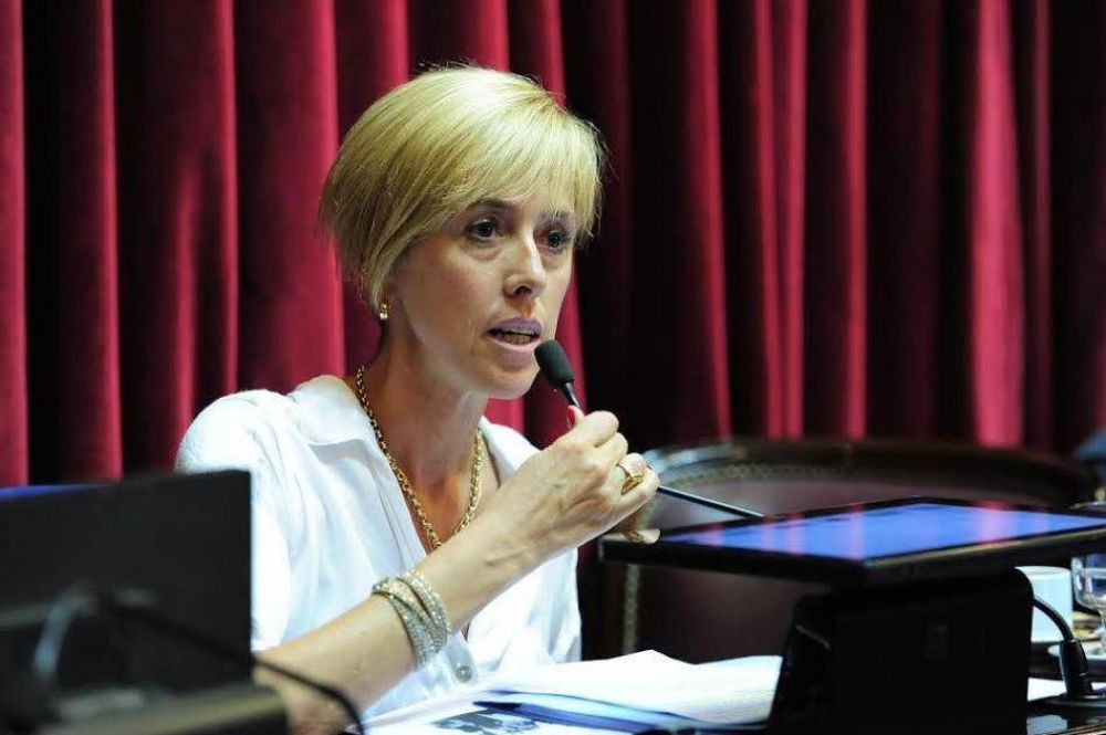 �No se puede hipotecar el futuro� se�al� Garc�a Larraburu