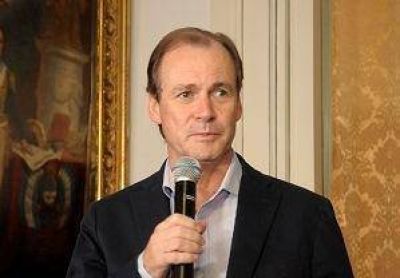 Bordet reiter� que el acuerdo salarial �se acepta cuando se firma� 