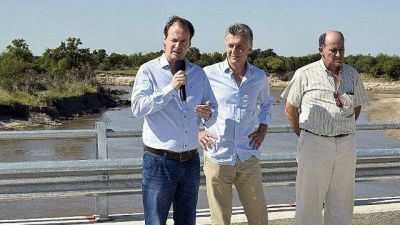 Bordet, m�s moderado con Macri en los actos institucionales	 