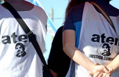 Docentes de Neuqu�n reclaman pagos adeudados