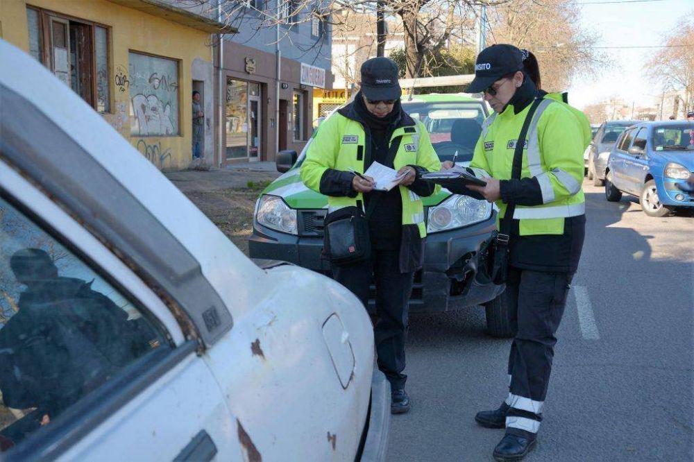 El municipio asegura que el recorte de horas extras no impactar� en servicios esenciales