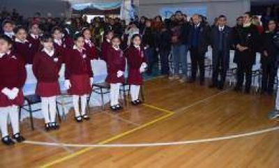 Paredes llam� a un replanteo total de la educaci�n riojana