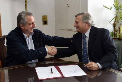 MISIONES SE SUMA A LAS PROVINCIAS ADHERIDAS AL ACUERDO FEDERAL ENERG�TICO