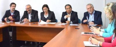 AGUA POTABLE DE JUJUY TENDR� UN LABORATORIO M�VIL EN ZONAS RURALES