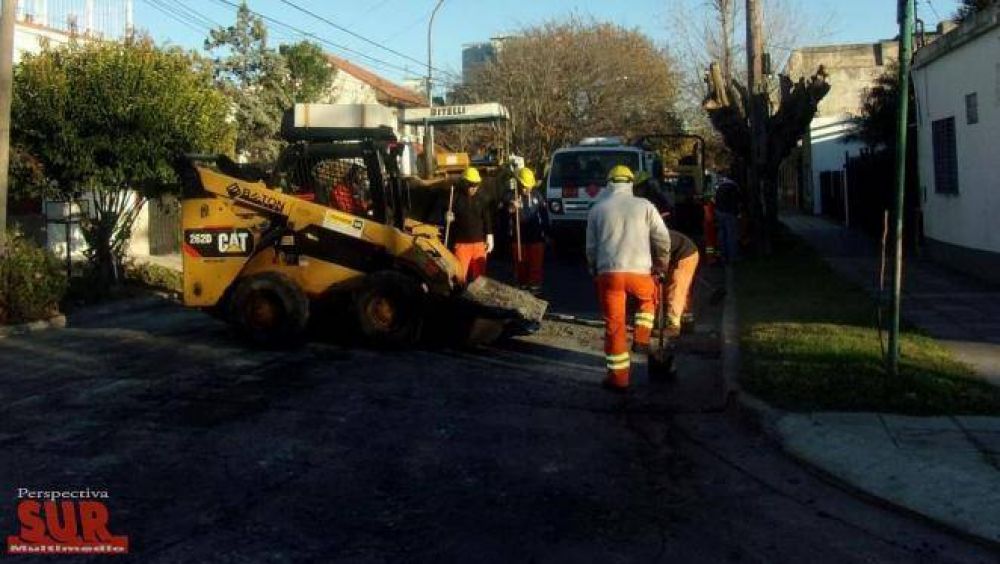 Concluyen la repavimentaci�n de Cr�mer entre Bardi y Ramos Mej�a