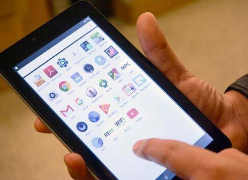 Las tablets ya est�n en San Luis y preparan la primera entrega
