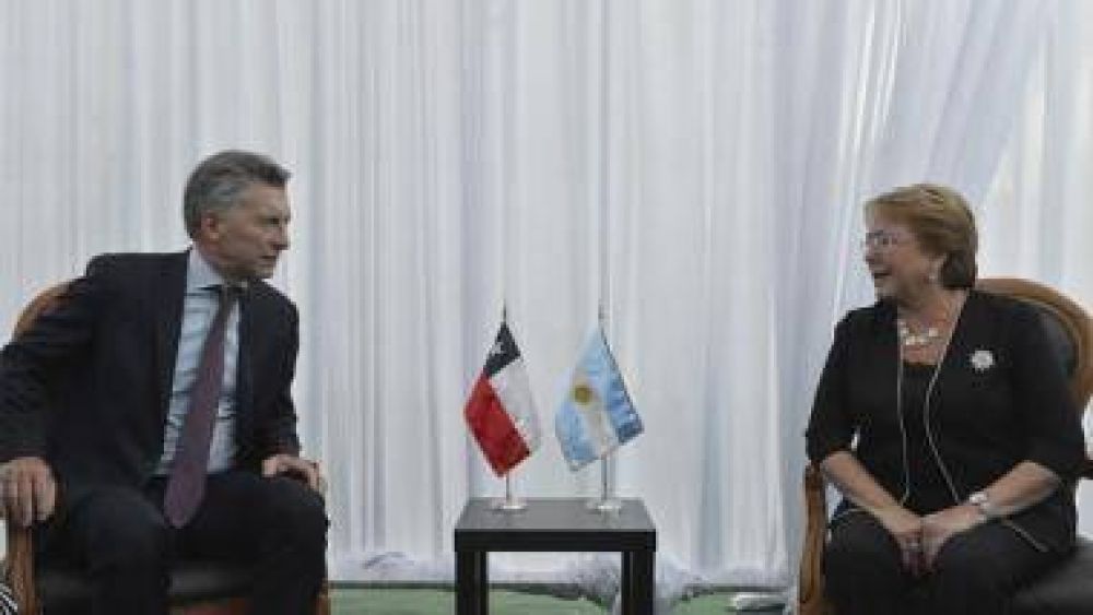 U�ac junto al Presidente en su reuni�n con Michelle Bachelet