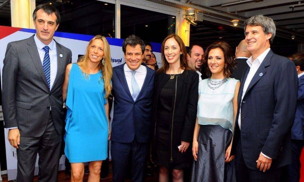 La partida de Manes desat� duras sospechas sobre las razones del portazo