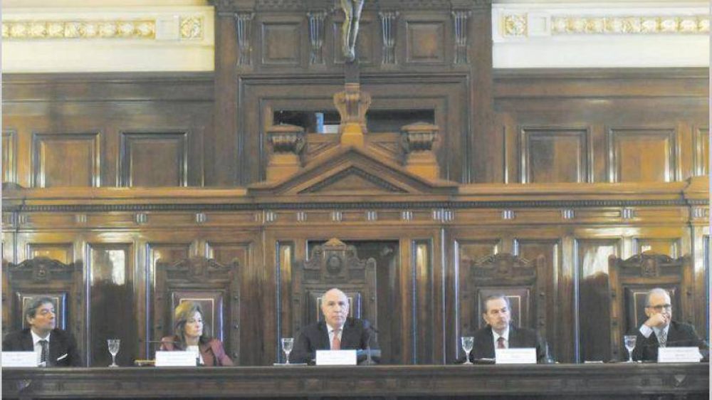 Vidal apura a las provincias para resolver el Fondo para el conurbano