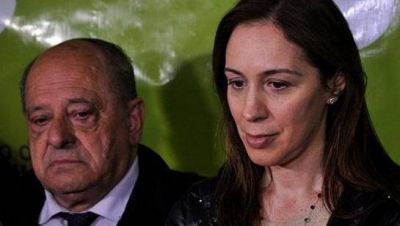 Arroyo ya sufre el choque de los planetas  