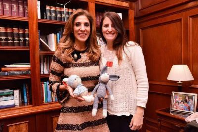 La Gobernadora recibi� a Catalina Hornos, titular de la Asociaci�n �Haciendo Camino�