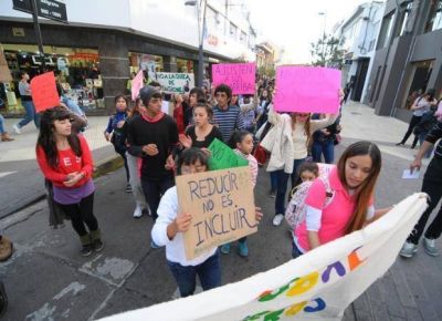 Todav�a no se normaliz� el pago de las pensiones en la provincia