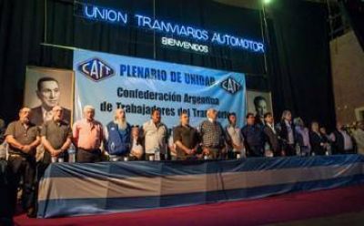  Los gremios del transporte, en alerta por el intento de limitar las huelgas en el sector