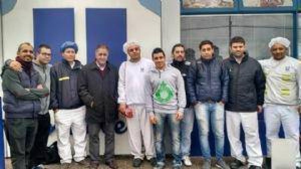 N�stor Pitrola encabez� el lanzamiento de campa�a en Pilar