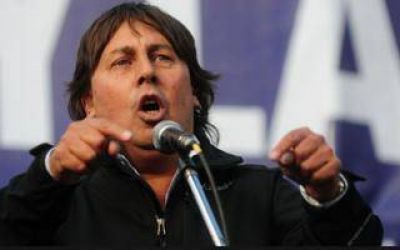 Pablo Micheli critic� a Macri y a Cristina
