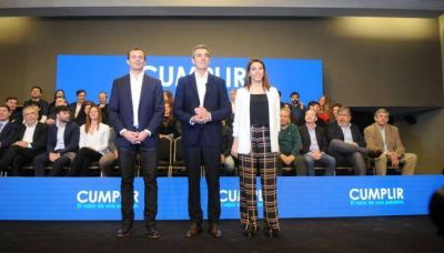 Luego de un a�o y medio de silencio, Randazzo volvi� a hablar y los medios lo ignoraron