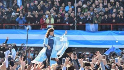 El kirchnerismo defini� su estrategia electoral con Cristina como �nico eje de campa�a