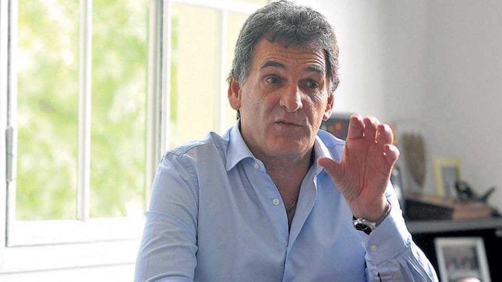 Para frenar la marcha atr�s