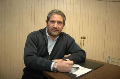 Gustavo Fari�a ocupar�, moment�neamente, la direcci�n de la c�rcel