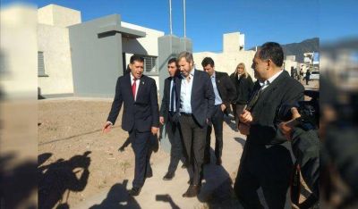 Rogelio Frigerio: �hay que deponer para siempre los intereses particulares en beneficio de la gente�