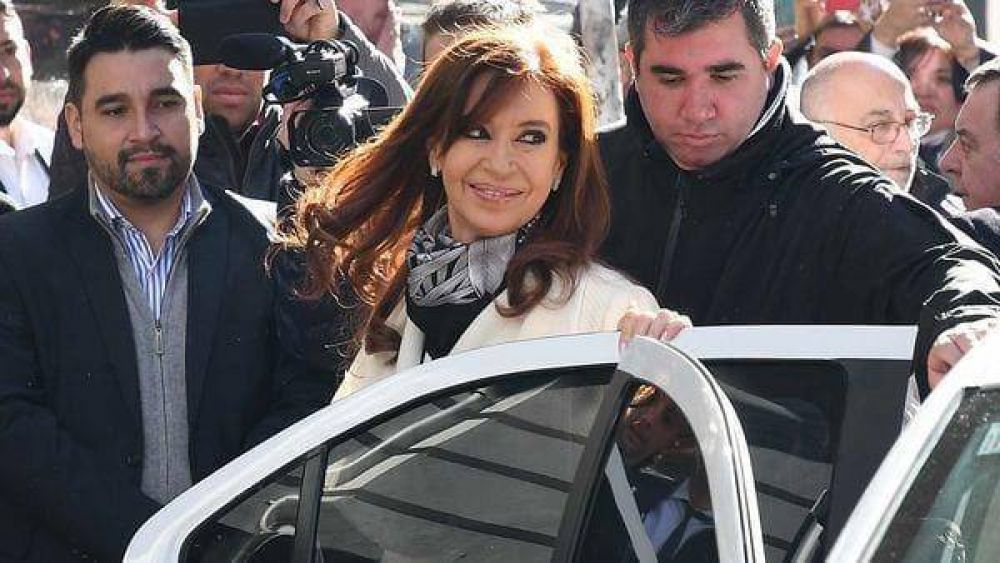 La Oficina Anticorrupcin aval el pedido del fiscal Marijun para indagar a Cristina Kirchner