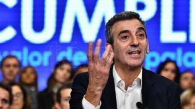 Randazzo se re�ne con sus candidatos y acus� a a Pe�a de repetir la 