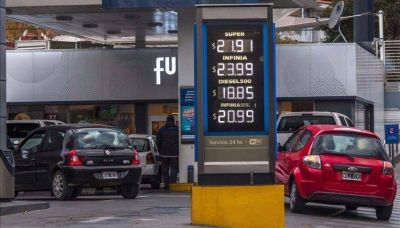 Por el aumento, la nafta s�per lleg� a casi a $22 en Salta