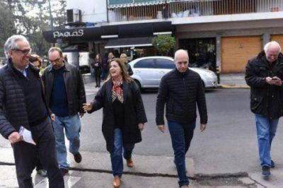 Larreta y Santilli de campa�a por la Ciudad