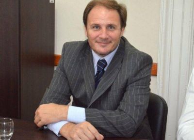 El diputado Santiago promueve la creaci�n de un Registro Notarial de Poderes de Representaci�n