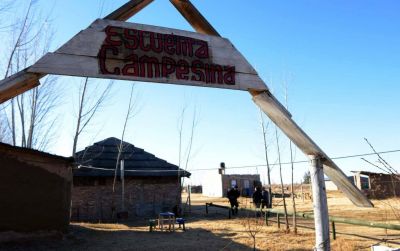 Profesionales K impulsan una �reforma agraria� en Mendoza