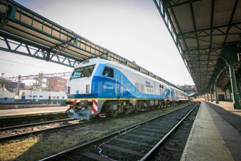 Casi dos aos despus, vuelve a funcionar el tren a Mar del Plata