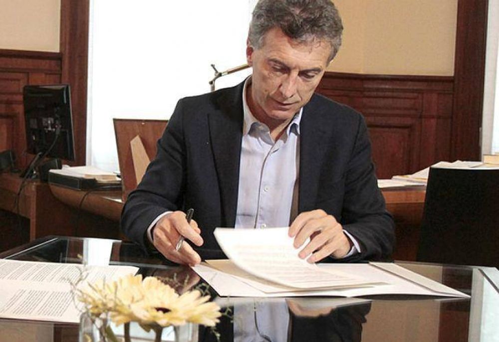 Macri insisti� en culpar a la �mafia de juicios laborales� por el cierre de pymes