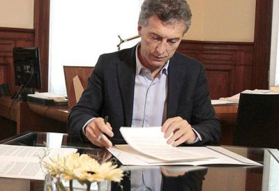 Macri insisti� en culpar a la �mafia de juicios laborales� por el cierre de pymes