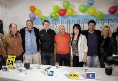 Se present� la lista de Cambiemos Hurlingham 2A Amarillo con Ram�n Fern�ndez a la cabeza