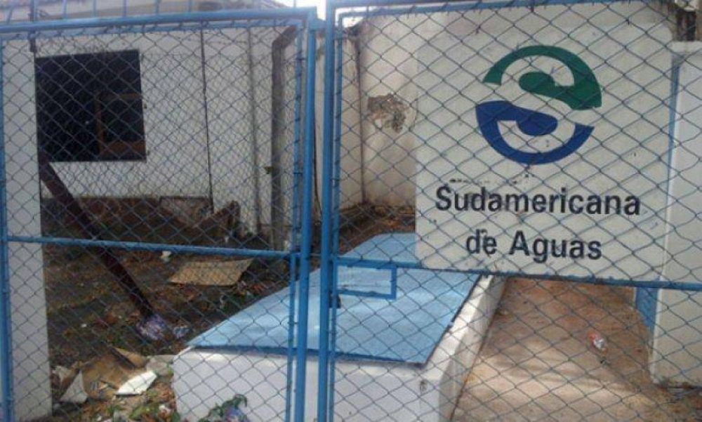 Habitantes de dos barrios de Pilar denuncian que �hace meses� padecen falta de agua