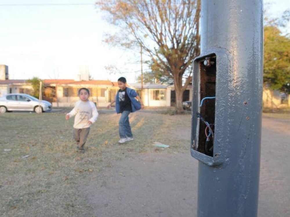 La Municipalidad fundamenta porqu� seguir�n sin adherir a la ley de seguridad el�ctrica