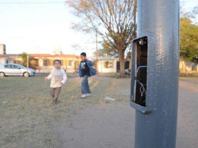 La Municipalidad fundamenta porqu� seguir�n sin adherir a la ley de seguridad el�ctrica