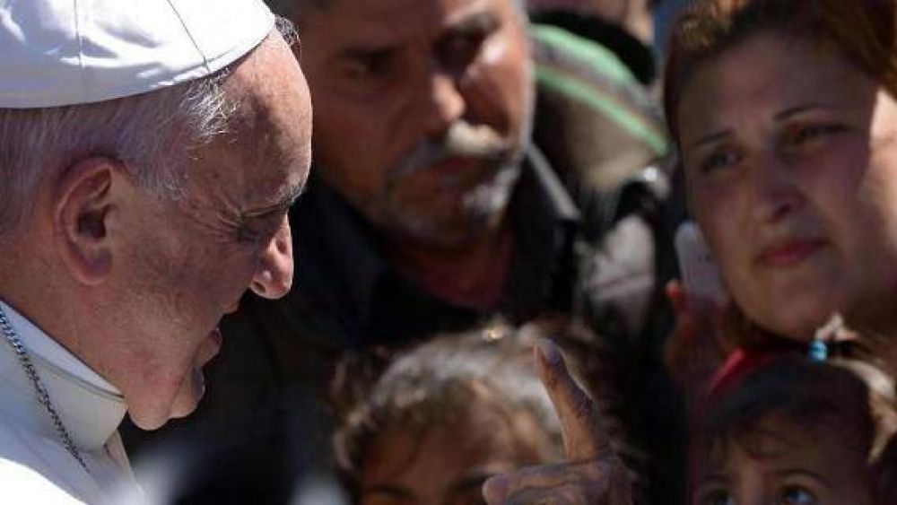Papa Francisco dona 50 mil euros a las v�ctimas del terremoto de Lesbos