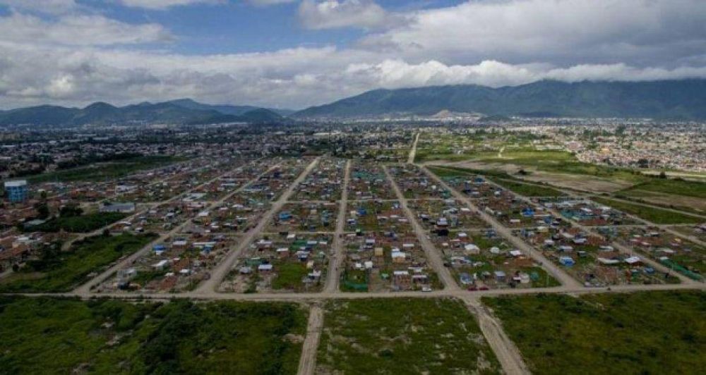 �La Provincia expropi� 40 hect�reas por $800�