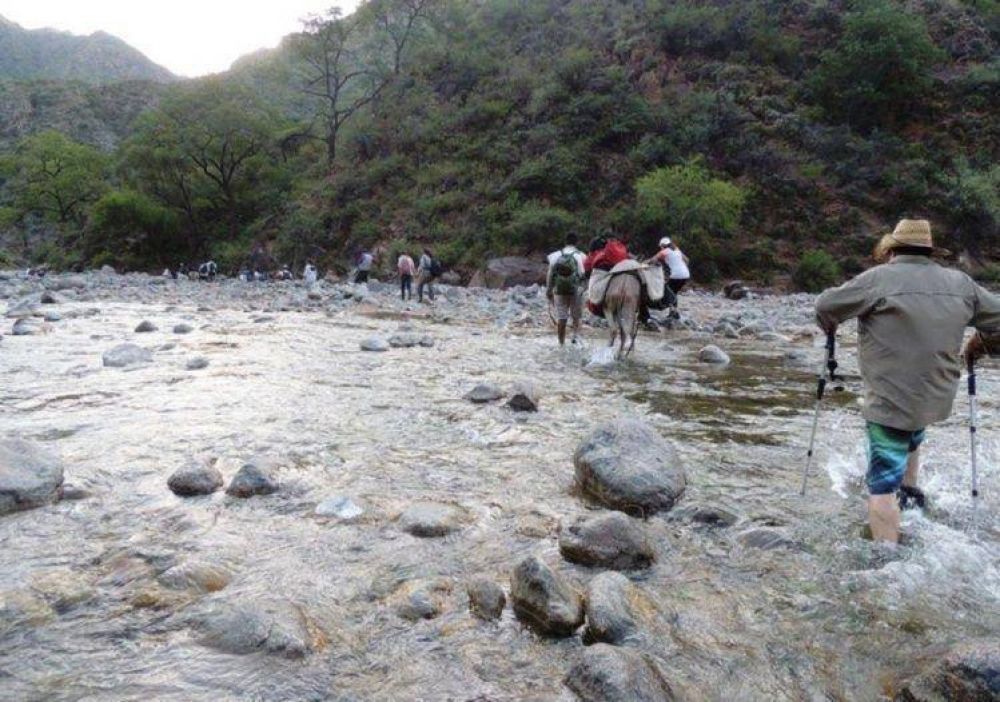 Falta agua en el sector bajo de Astica a pesar del buen caudal que hay en el r�o